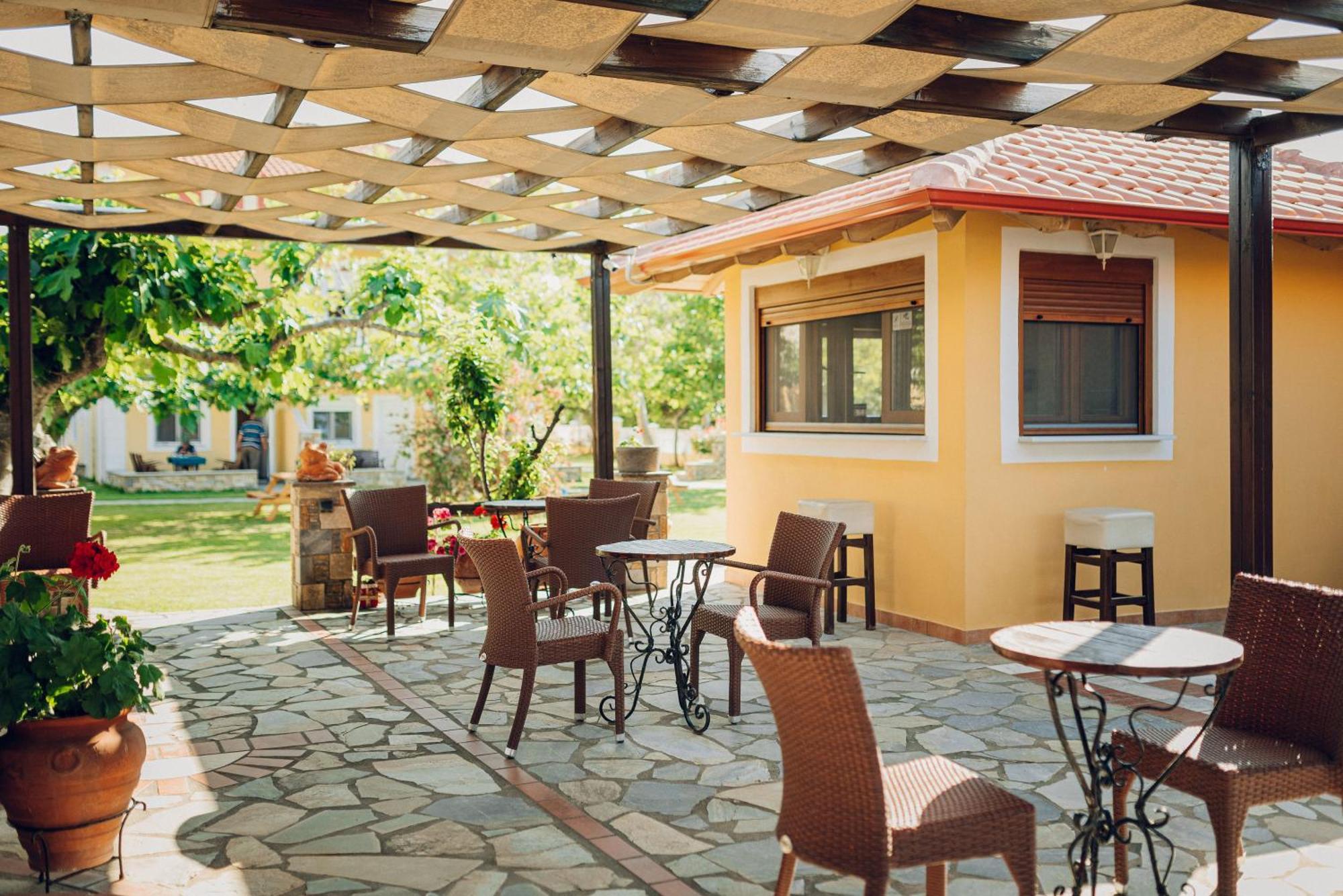 Villa Yianna Nea Mesagkala Exterior photo